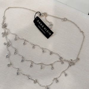 Beautiful Anne Klein necklace